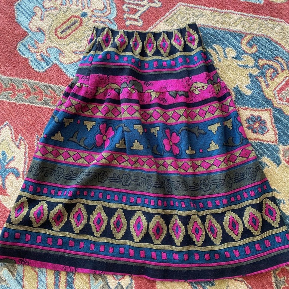 Melrose Knits Vintage Skirt - Picture 1 of 2